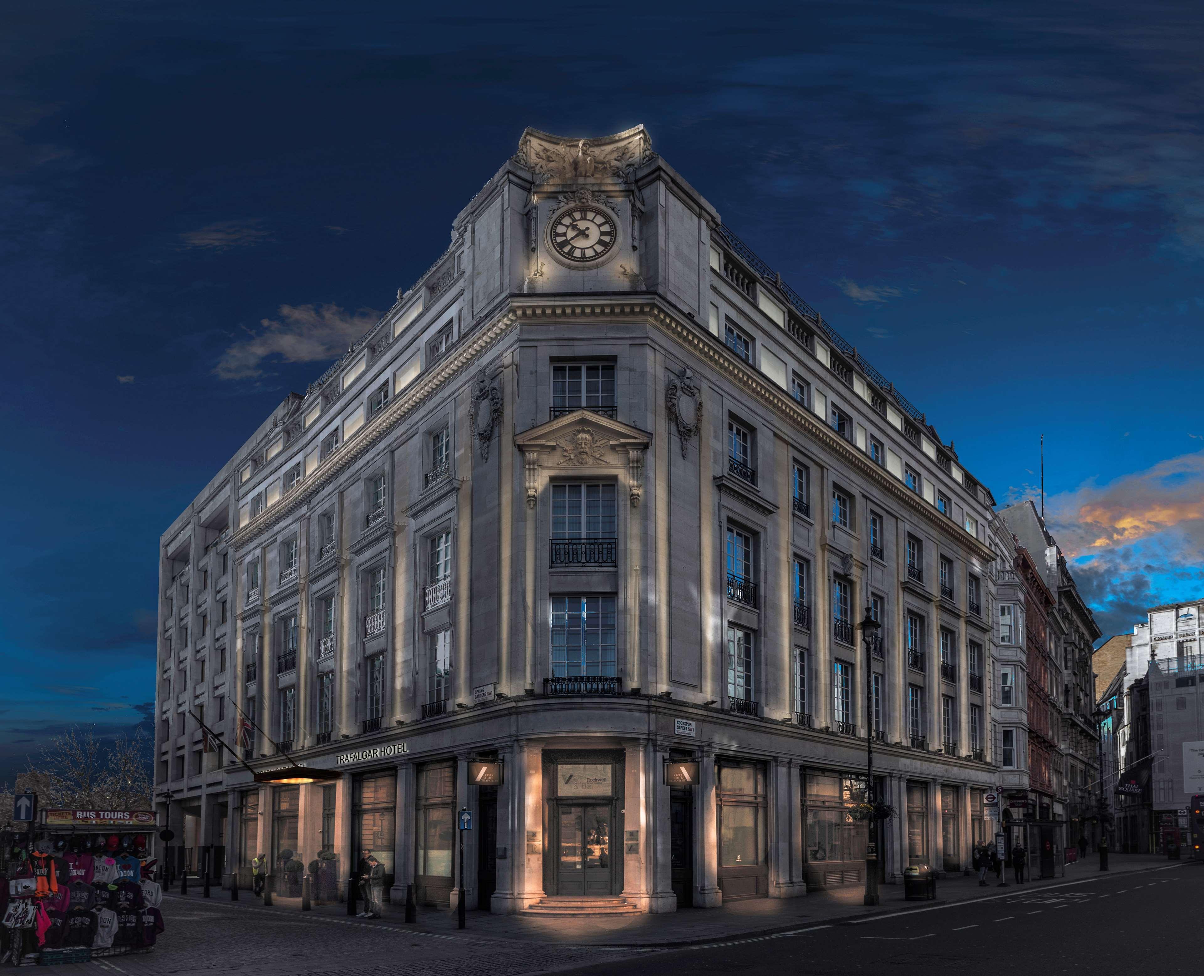 Hotel The Trafalgar St. James, Curio Collection By Hilton Londres