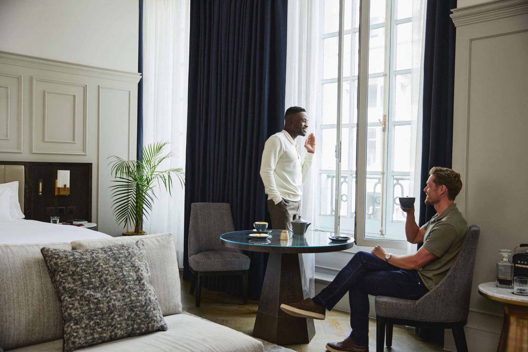 The Trafalgar St. James, Curio Collection By Hilton Londres