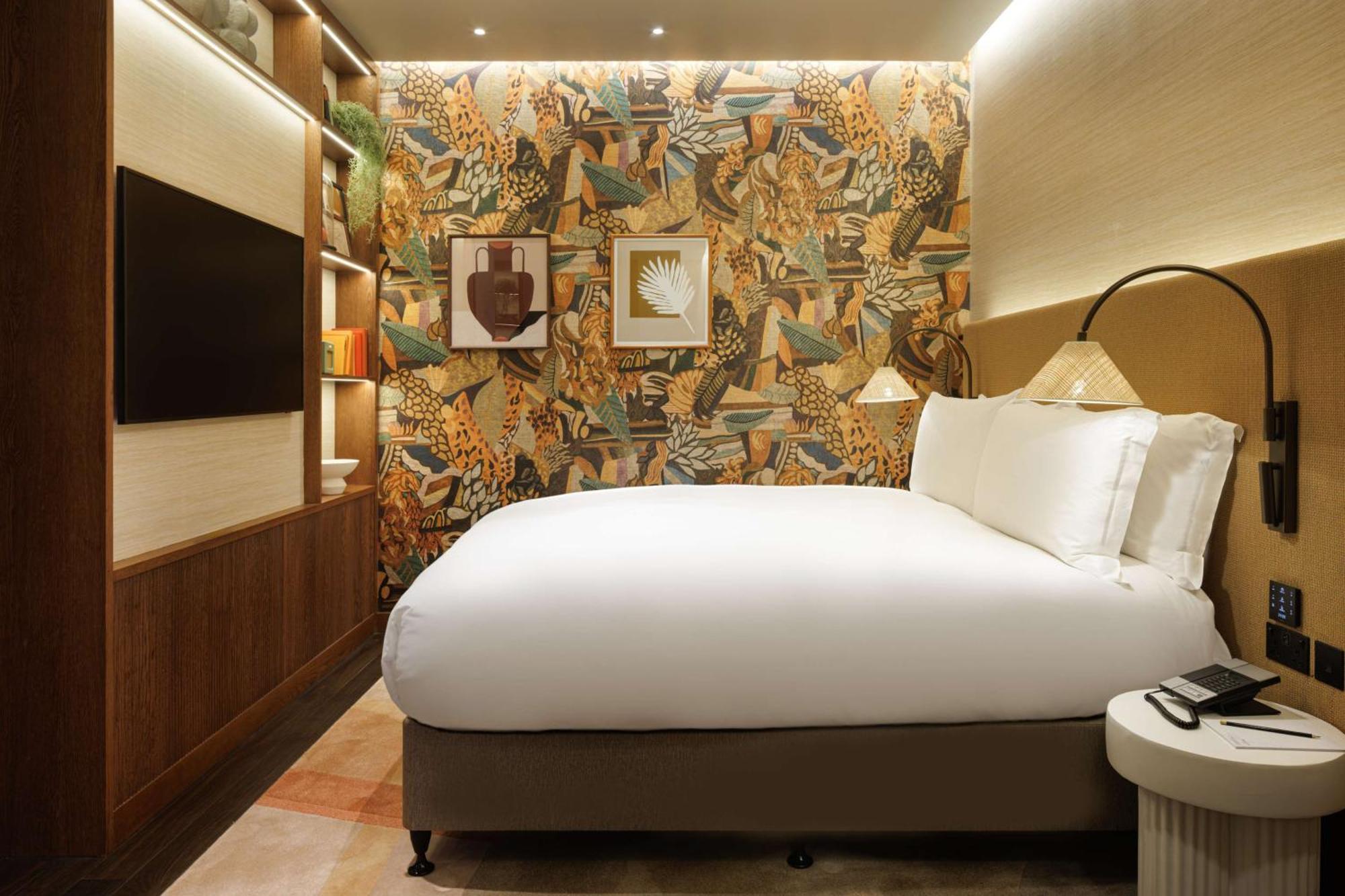 The Trafalgar St. James, Curio Collection By Hilton Hotel Londres
